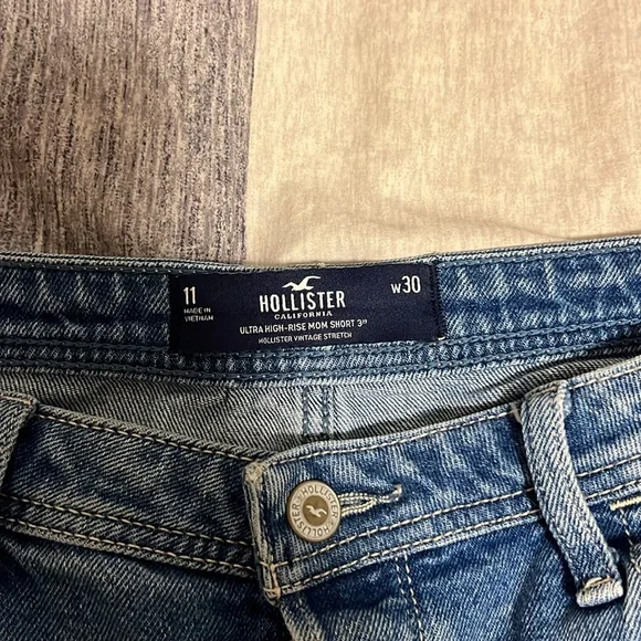 Hollister Blue Distressed mom Shorts - Picture 3 of 3
